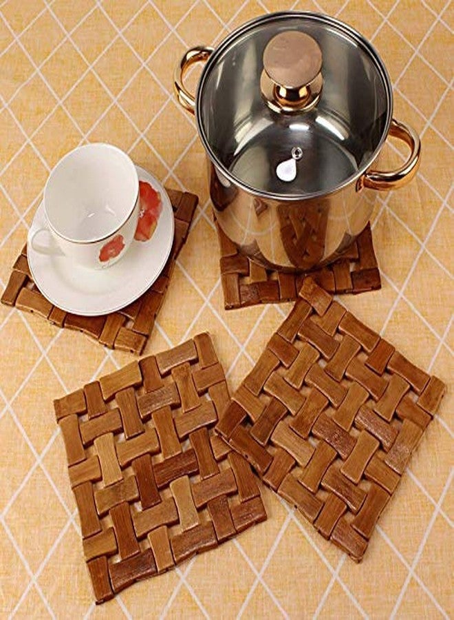 KARTUNBOX Wooden Kitchen Coasters & Place Mats with Square Shape in Pack of 2 (Square 1, Pack of 2) - Image 1