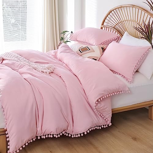 YIRDDEO Queen Comforter Set - Comforter Queen Size Sets with Ball Pom Fringe, Soft Bedding Set for All Seasons - 3 Pieces, 1 Comforter (90"x90") & 2 Pillow Shams (20"x26"), Dust Pink - Image 2
