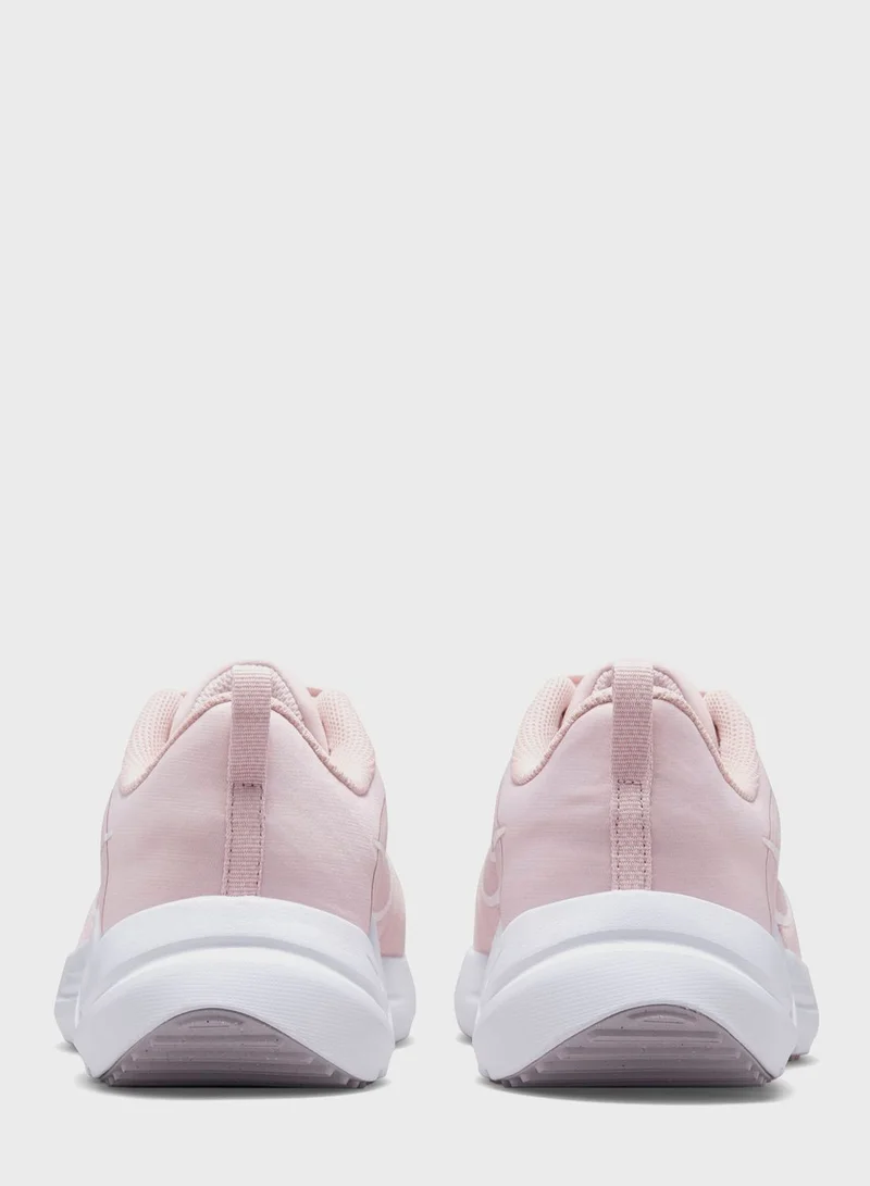 Nike Downshifter 12