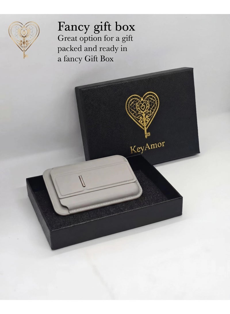 كيامور محفظة MagSafe مع حامل، حافظة بطاقات مغناطيسية أقوى متوافقة مع سلسلة iPhone 16/15/14/13/12، محفظة هاتف جلدية فاخرة مع تقنية حجب RFID، فتحة واحدة، تتسع لخمسة بطاقات، باللون الأبيض العاجي - Image 5