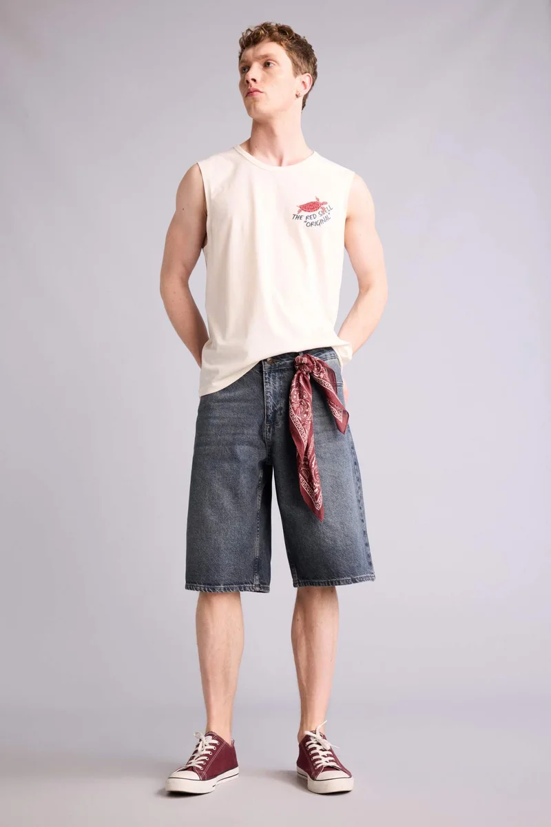 ديفاكتو Baggy Fit Bermuda Shorts