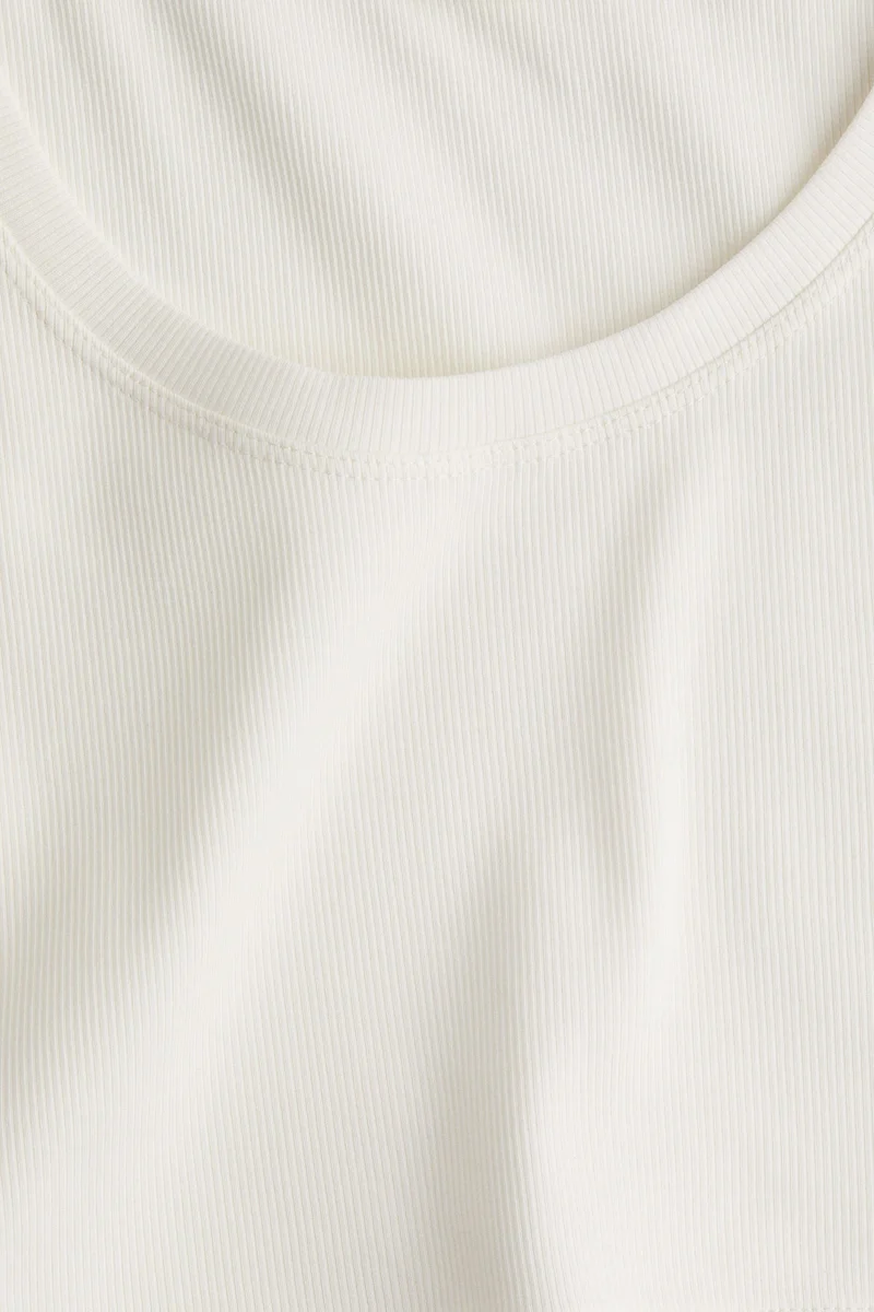 H&M Cropped ribbed vest top