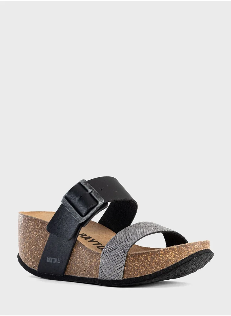 بيتون Newcastle Double Strap Wedge Sandals