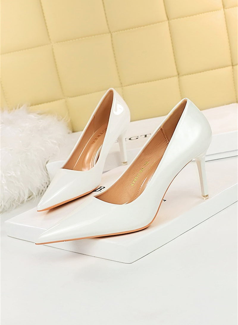 BIGTREE 7.5cm Fashion Simple Slim Heels High Heels Bright Surface Patent Leather Shallow Mouth Pointed Women's Heels White - Image 1