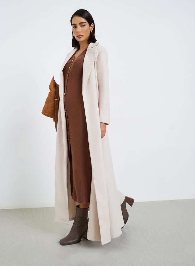 Styli Solid Front Open Notch Lapel Abaya - Image 3