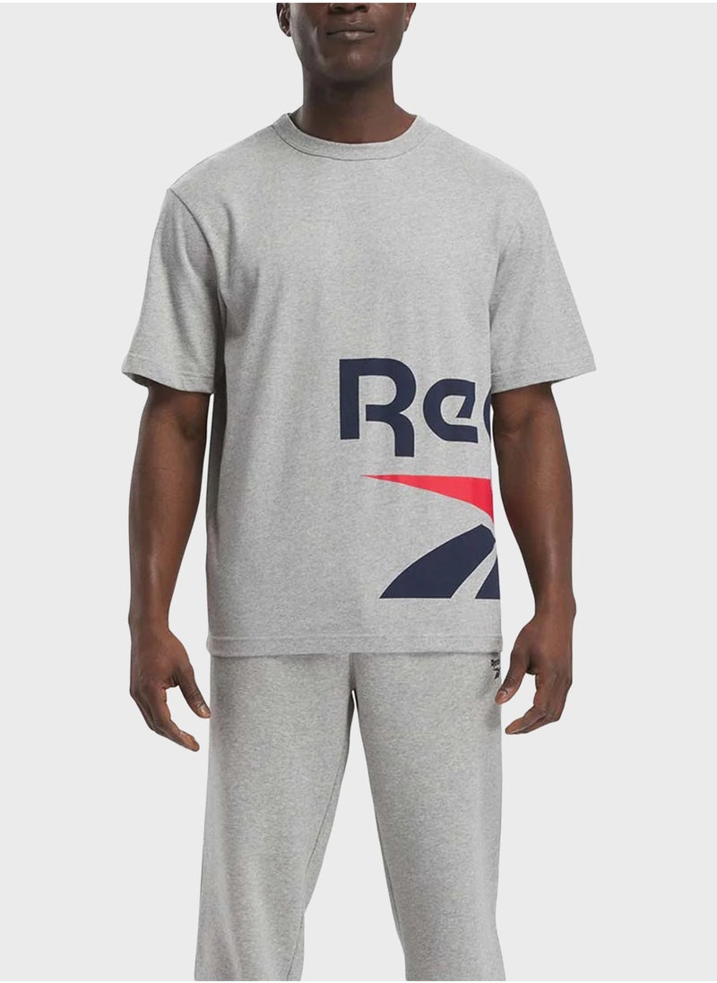 Reebok Graphic Series Side Vector T-Shirt  - Image 1