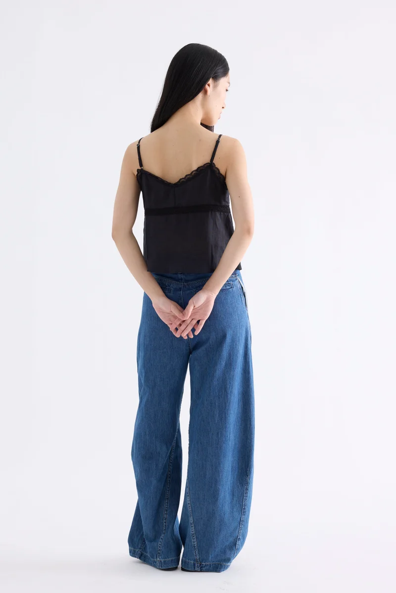 ذا اديتورز ماركت Mia Pleated Split-Front Top