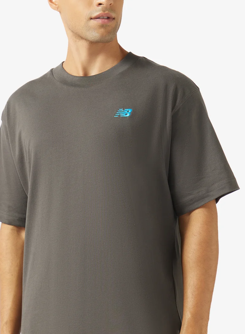New Balance BLACK CEMENT (BLK) Collage City Runner T-Shirt for Men | Best Price UAE