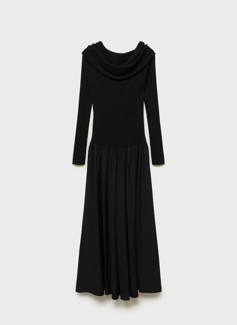 مانجو Off-Shoulder Black Dress