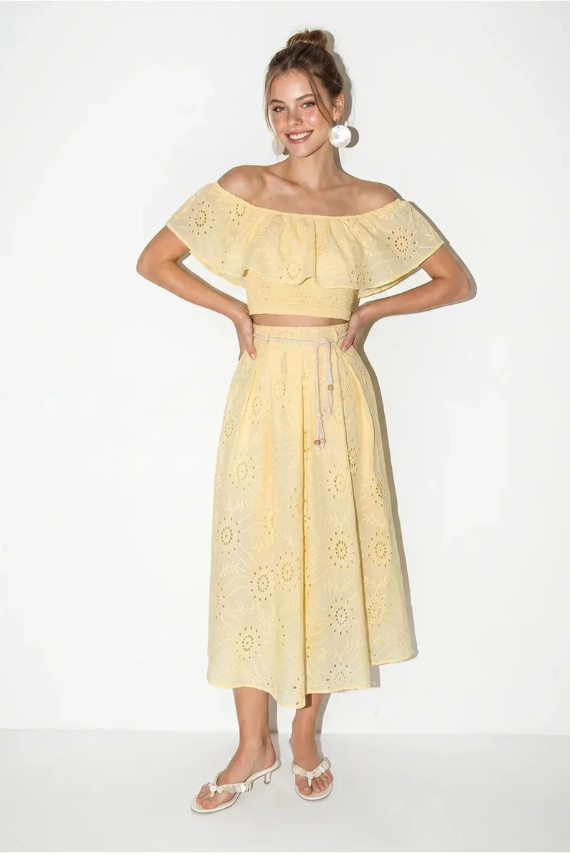 بيانكو لوتشي LUCCI Embroidered Off-shoulder Blouse And Midi Skirt Set