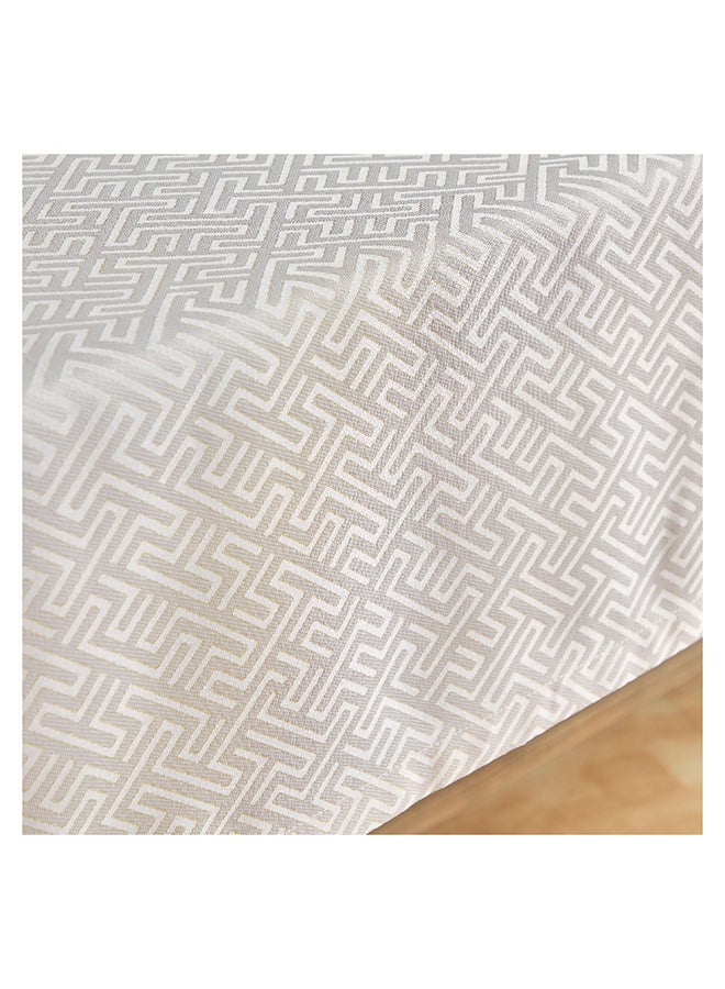 Home Box Harper Alim Jacquard Table Cloth 250 x 140 cm  - Image 3