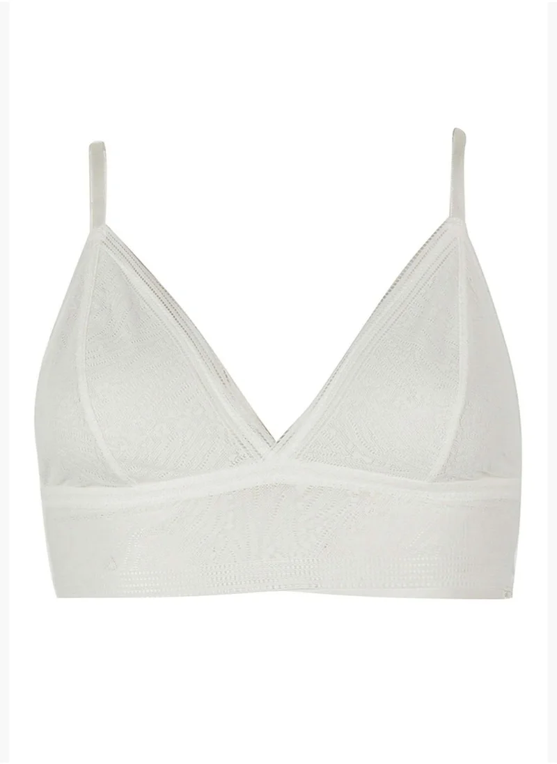 DeFacto Triangle Lace Bralet