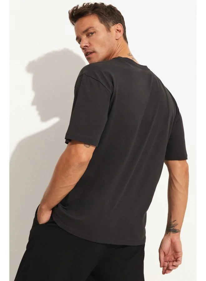 جون June Men Oversize 100% Cotton Printed Crew Neck Tshirt Anthracite