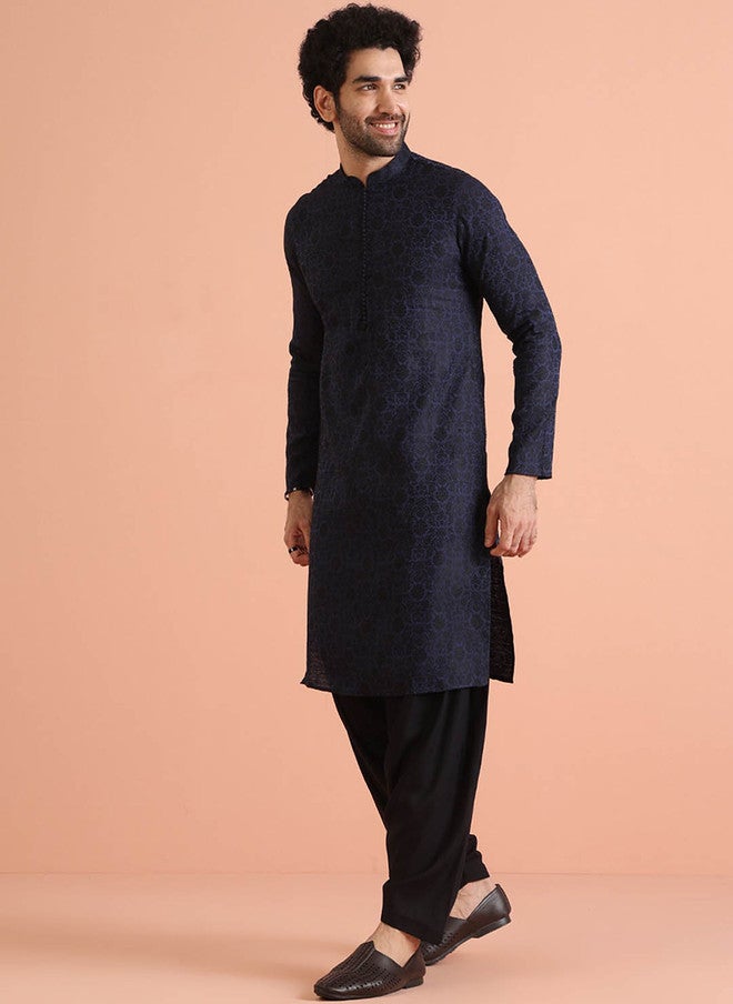 KISAH Men Jacquard Regular Fit Ethnic Motifs Kurta - Image 5