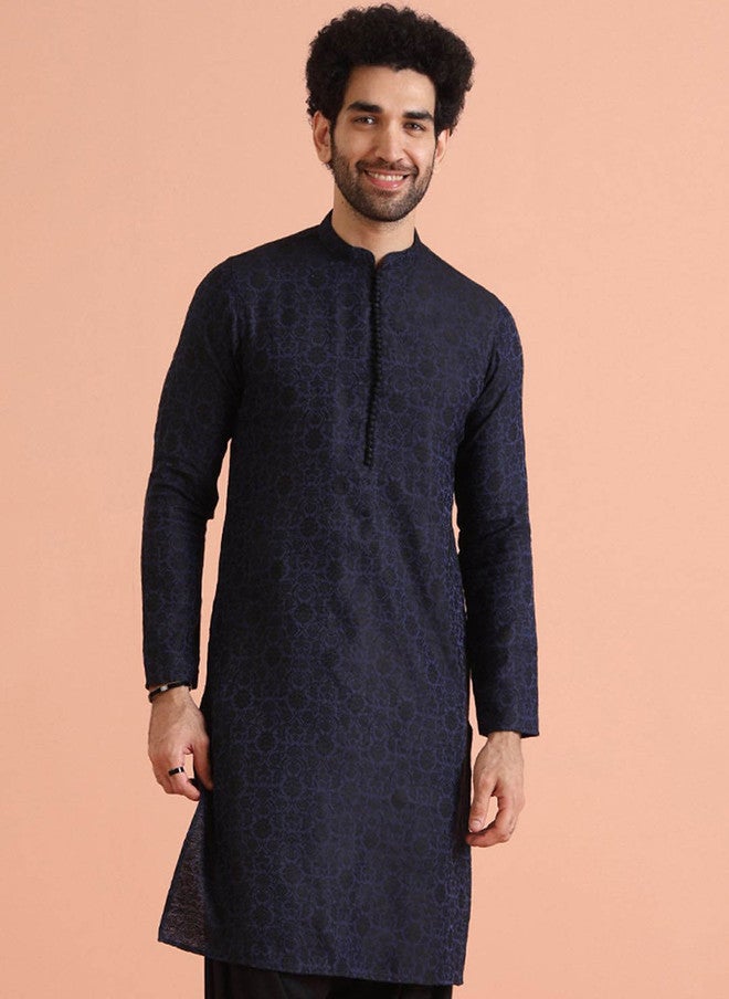 KISAH Men Jacquard Regular Fit Ethnic Motifs Kurta - Image 1