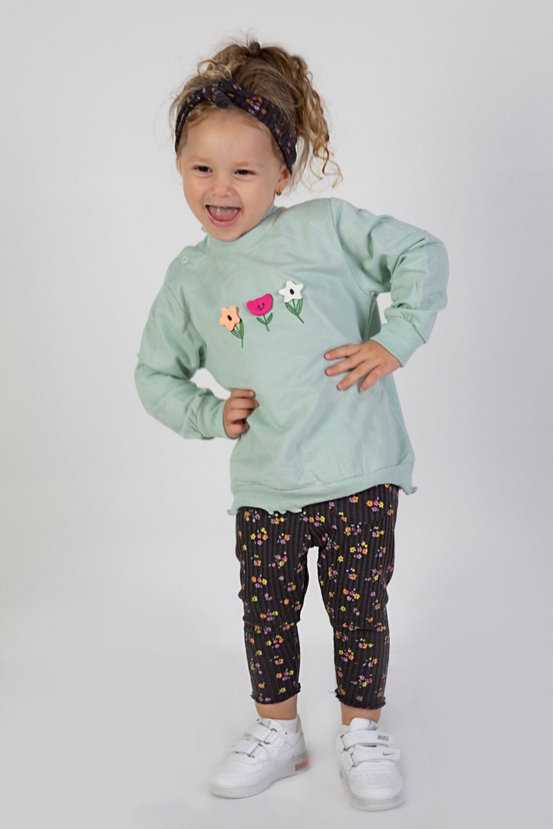 Harika Kids Baby Girl Two Yarn Fabric Medium Thickness Embroidered Bandana Included Knitted Basic Tracksuit Set  - Image 5