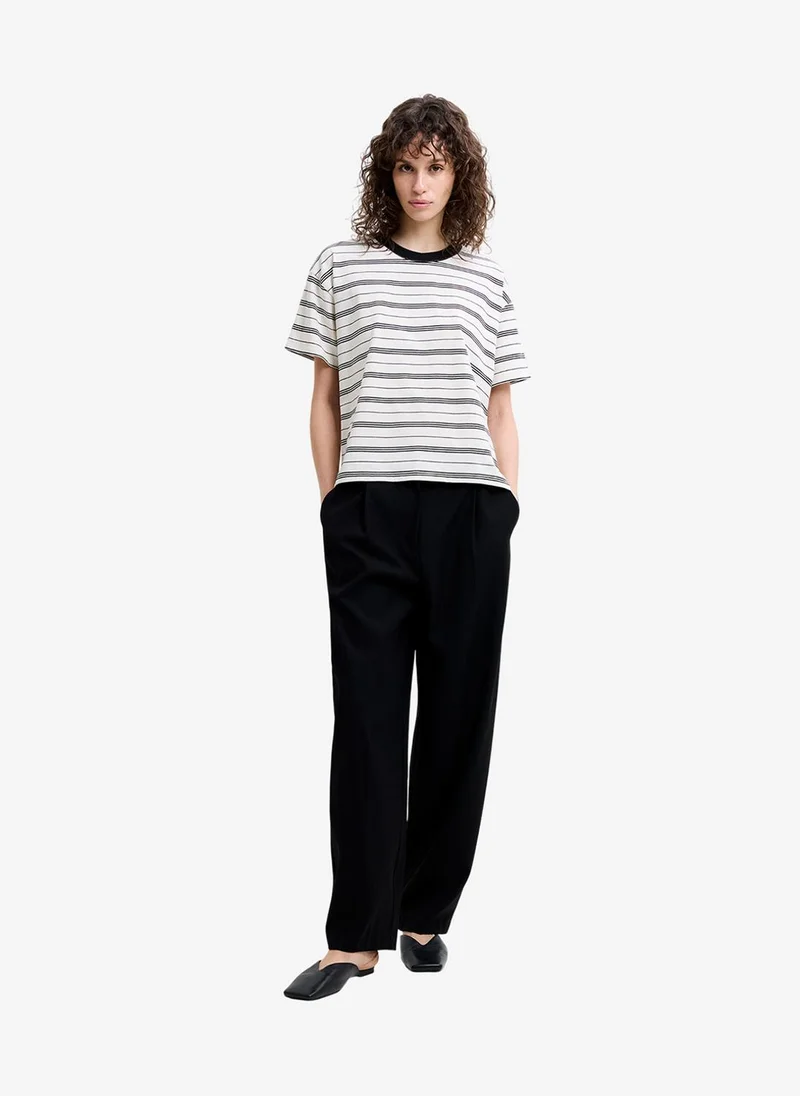 فرنش كونكشن Women's Cream/Black Pernille Jersey Striped Bf Tee