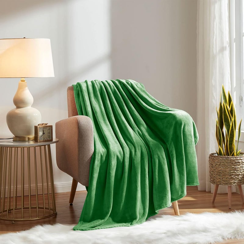 KMUSET Fleece Blanket Throw Size Emerald Lightweight Super Soft Cozy Luxury Bed Blanket Microfiber - Image 4