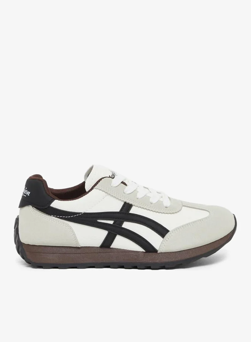 ستايلي اكتيف سنيكرز لاصق بلون متداخل وبطانة دانتيل