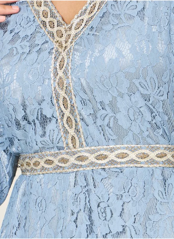 ستايلي Contrast Detail All Over Lace Kaftan