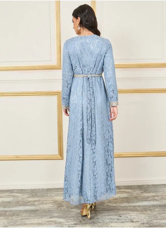 ستايلي Contrast Detail All Over Lace Kaftan