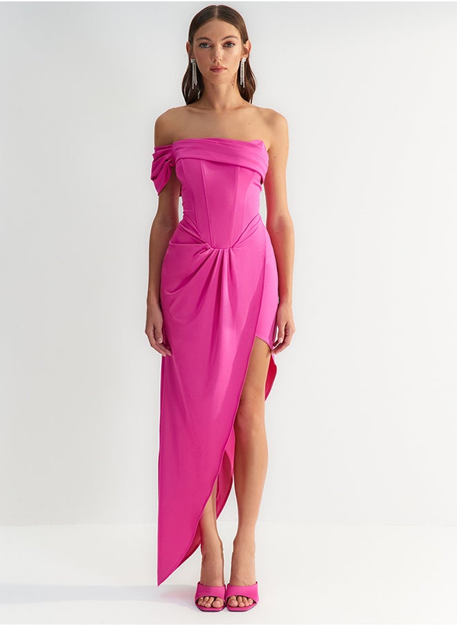 trendyol X Zeynep Tosun Fuchsia Fitted Corset Detailed Evening Dress & Prom Dress TCLSS23AE00013  - Image 2