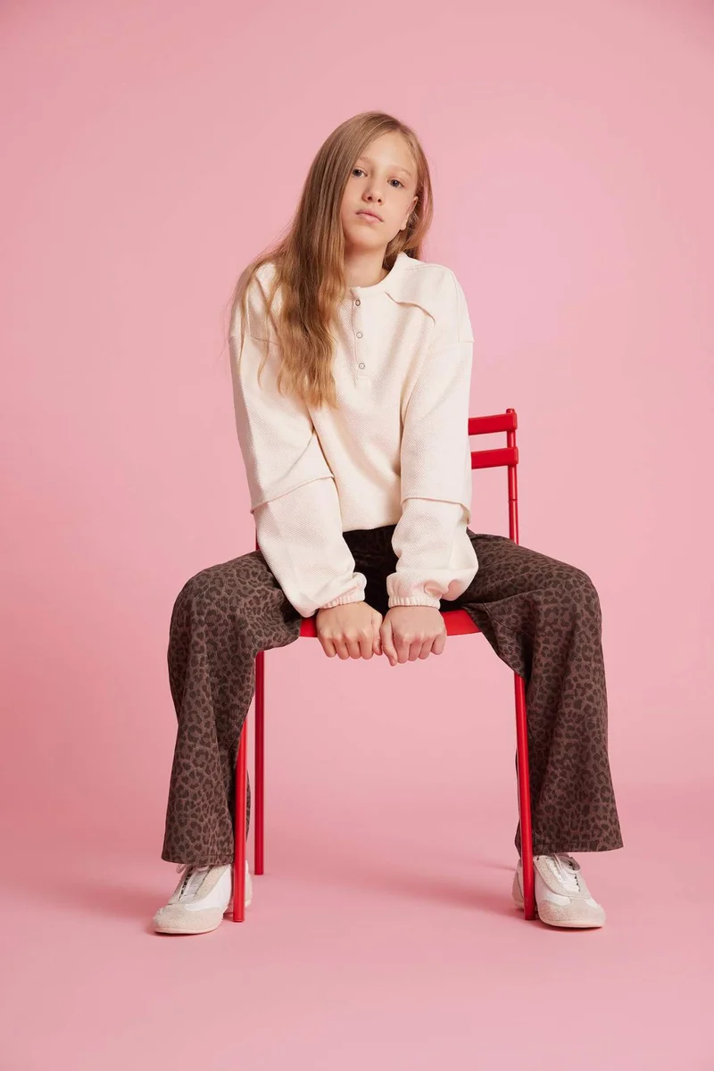 ديفاكتو Girl Oversize Crew Neck Sweatshirt