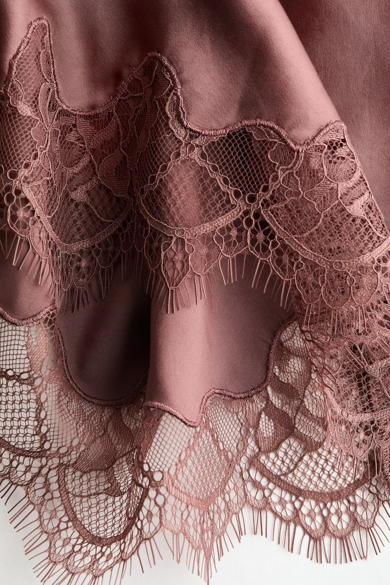 H&M  MAMA Lace-trimmed slip skirt for Women | Best Price UAE