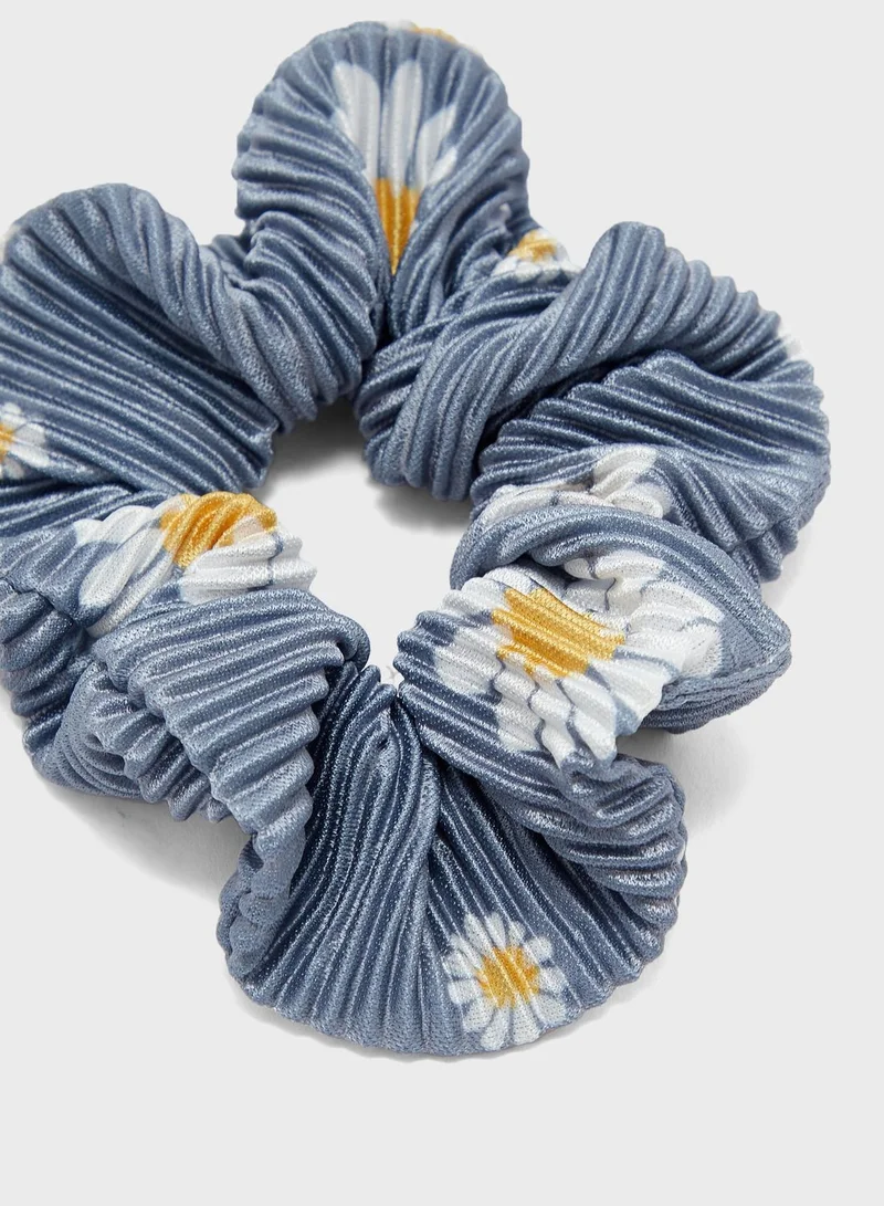 Ginger Daisy Print  Crinkle Scrunchie Hair Tie