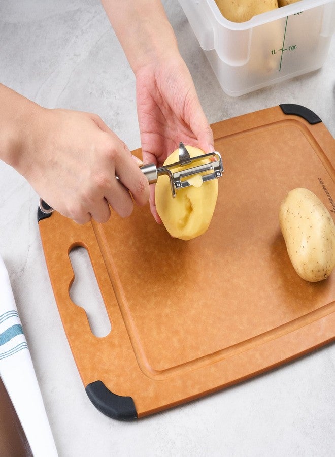 ريستورنت وير مقشرة بطاطس ألمانية قياسية من ريستورانت وير، مقاس 7.4 بوصة، مزودة بأداة لإزالة عيون البطاطس، ومقشرة خضراوات دوارة - شفرة حادة، مقبض مريح، مصنوعة من الفولاذ المقاوم للصدأ، قابلة للغسل في غسالة الأطباق، مناسبة للجزر، أو غيره. - Image 5