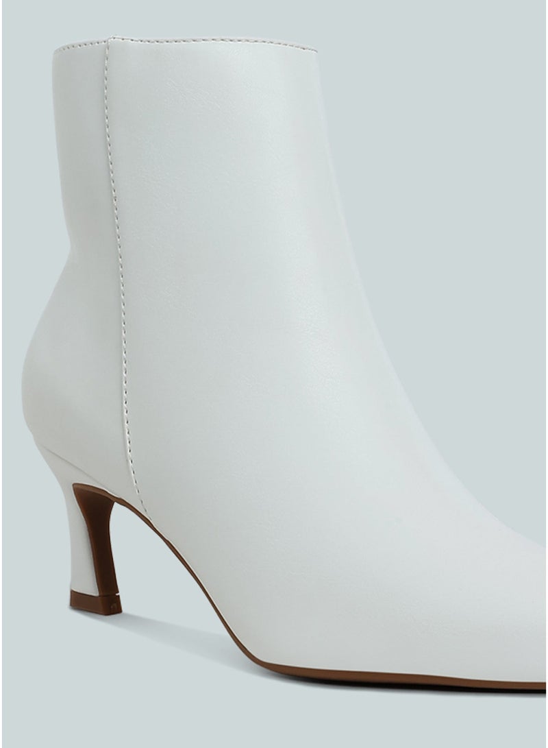 لندن راج أحذية الكاحل النسائية من لندن راغ المصنوعة من الجلد الصناعي باللون الأبيض - Image 5