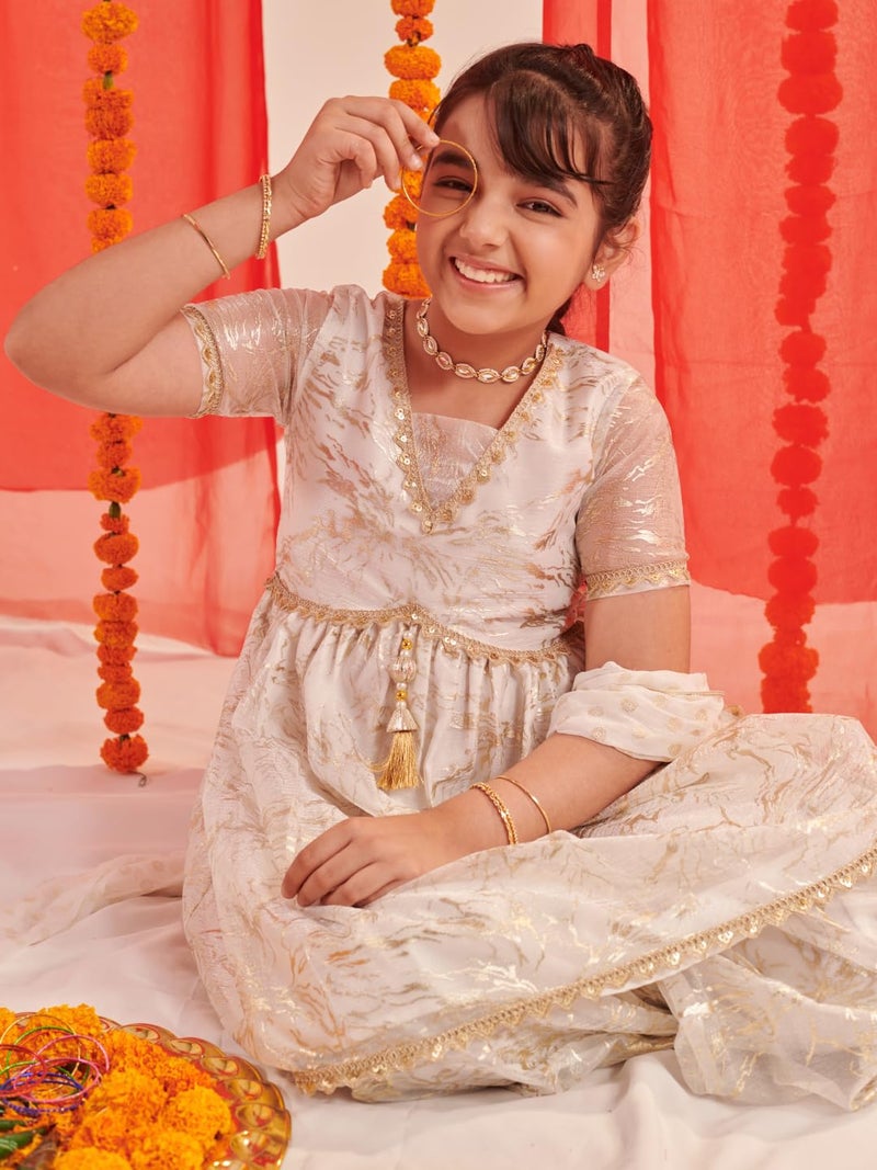 Pspeaches Girls Floral Printed Regular Kurta with Sharara & With Dupatta (12-13Years) - Image 2