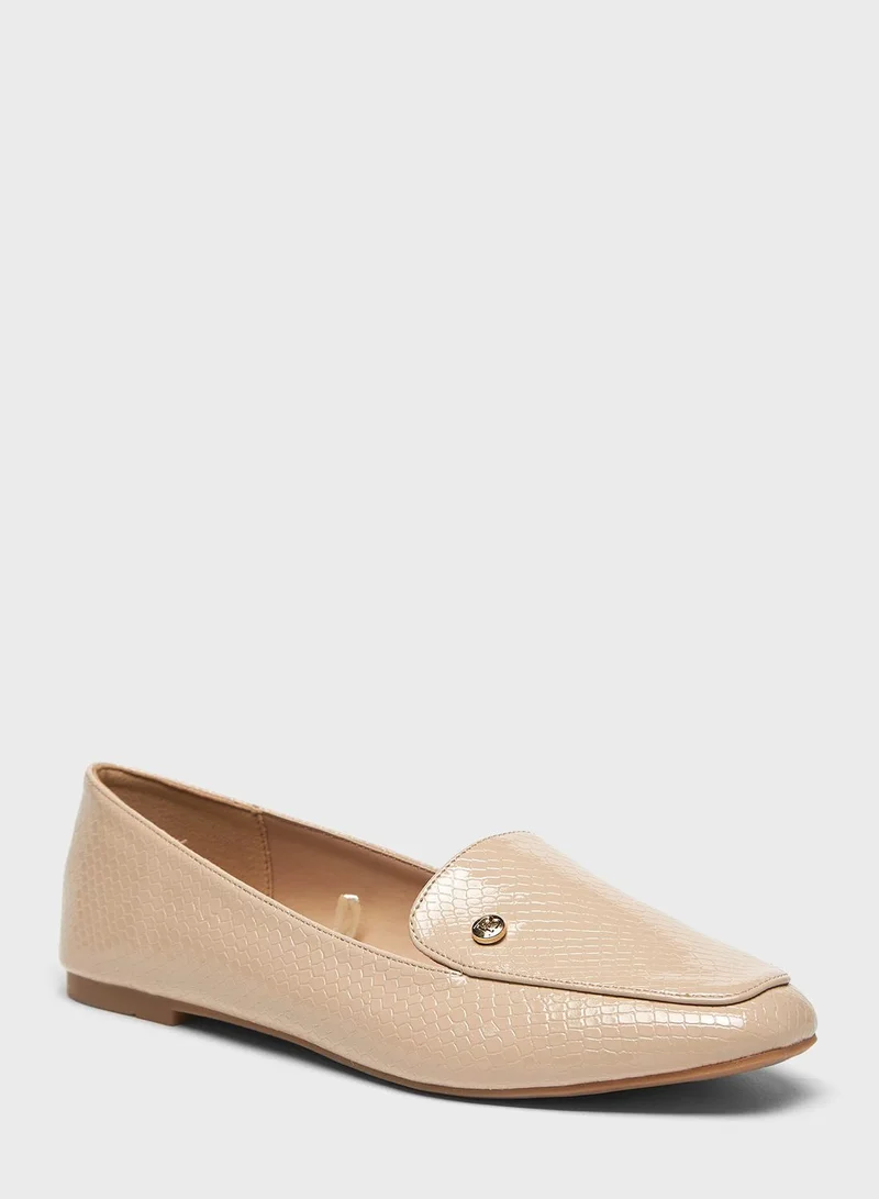 shoexpress Essential Slip Ons