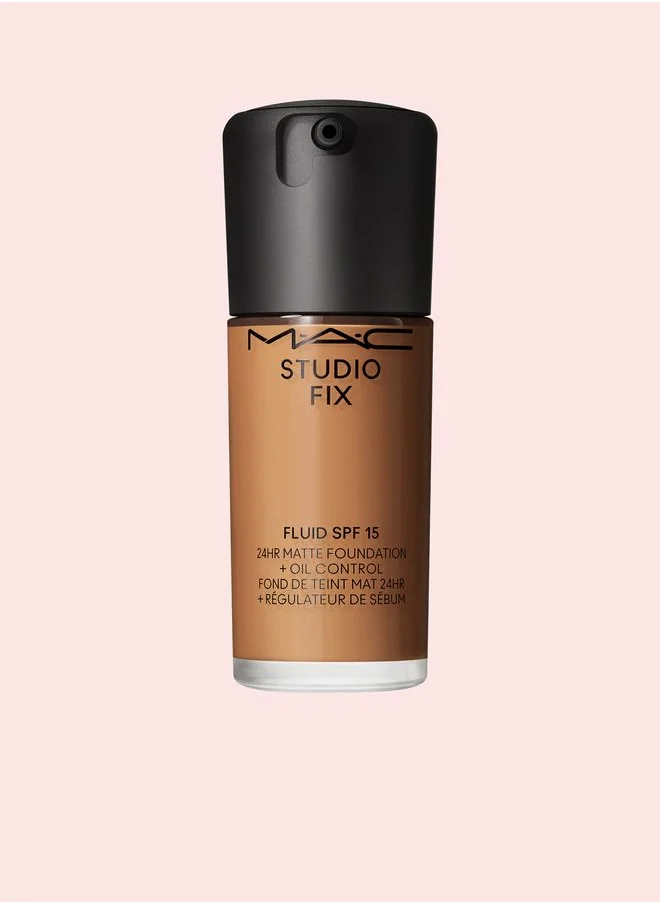 MAC Cosmetics Studio Fix Fluid Foundation Spf 15 - Nw40