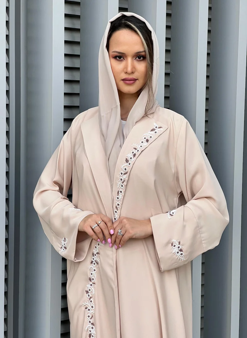 Moistreet  Embroidered Open Front Abaya for Women | Best Price UAE