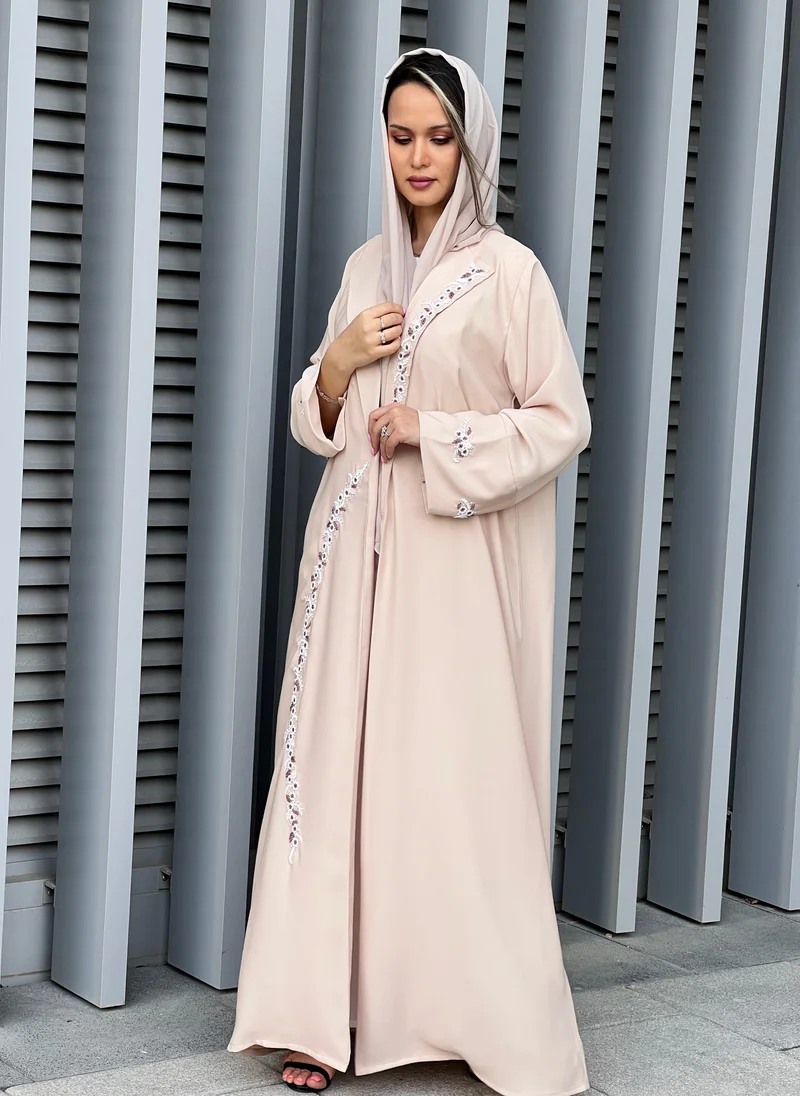 Moistreet  Embroidered Open Front Abaya for Women | Best Price UAE