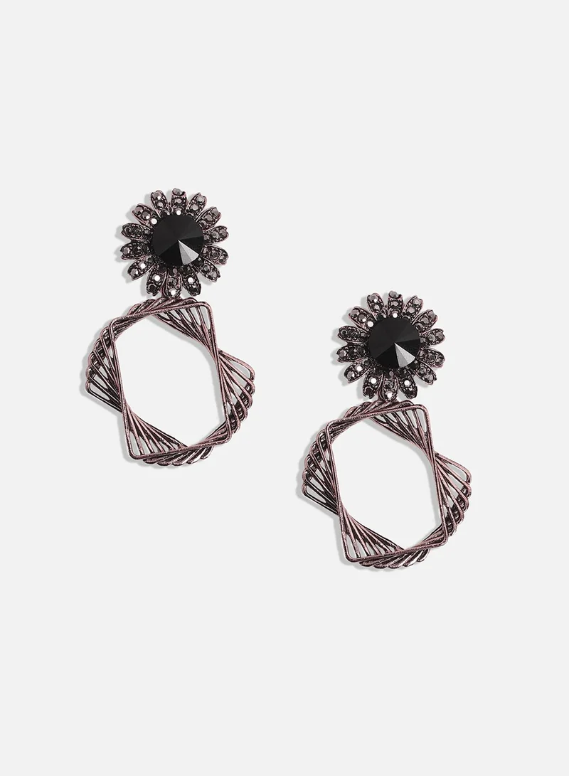 SOHI Twisted Square Daisy Artificial Drop Earring Jewellery