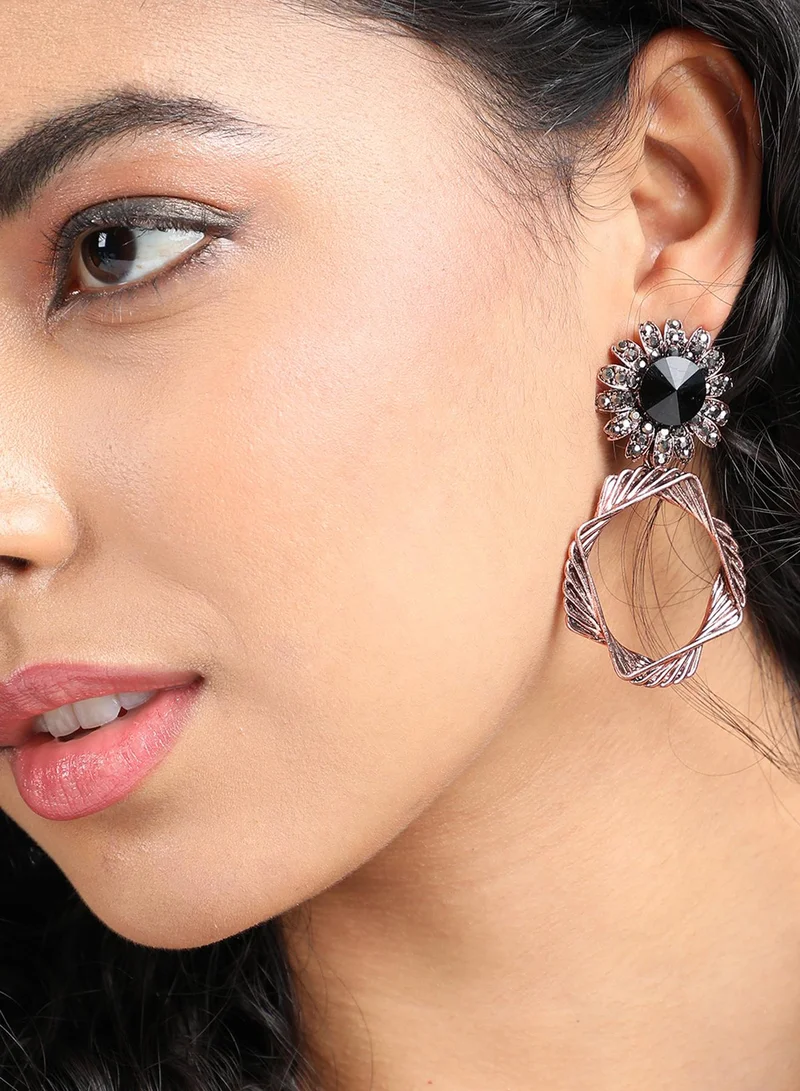 SOHI Twisted Square Daisy Artificial Drop Earring Jewellery