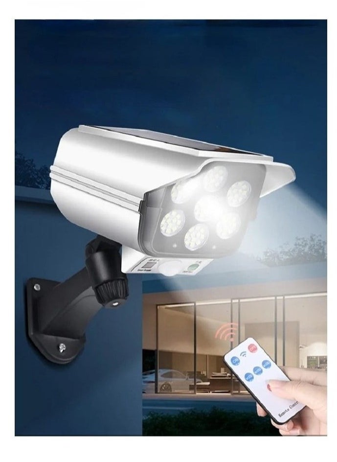 Generic - Solar powered outdoor led light - Image 1