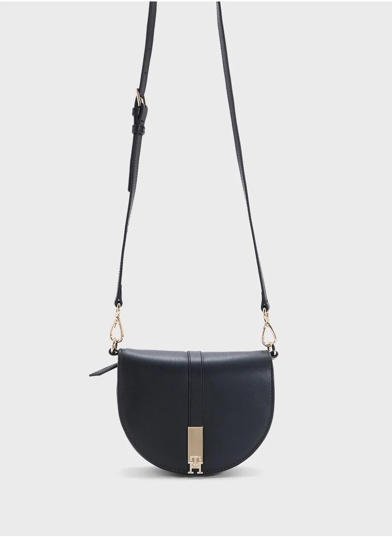 TOMMY HILFIGER HERITAGE SADDLE BAG
