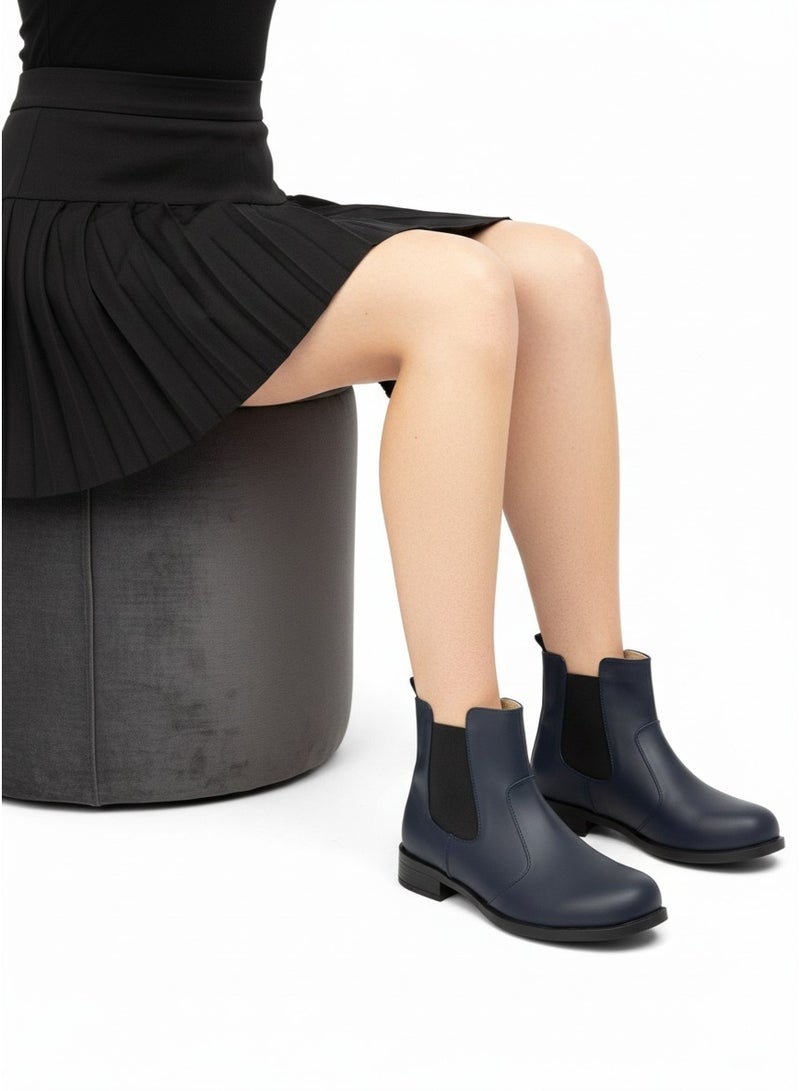 Vbranda Classic Chelsea boot designed with a clean - Image 1