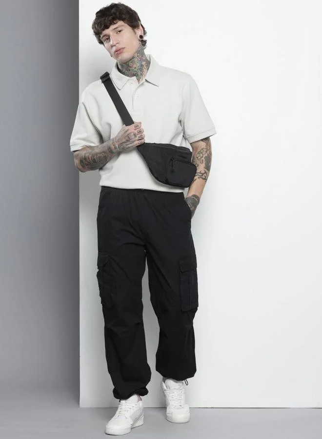 Men Relaxed Fit Mid Rise Cargo