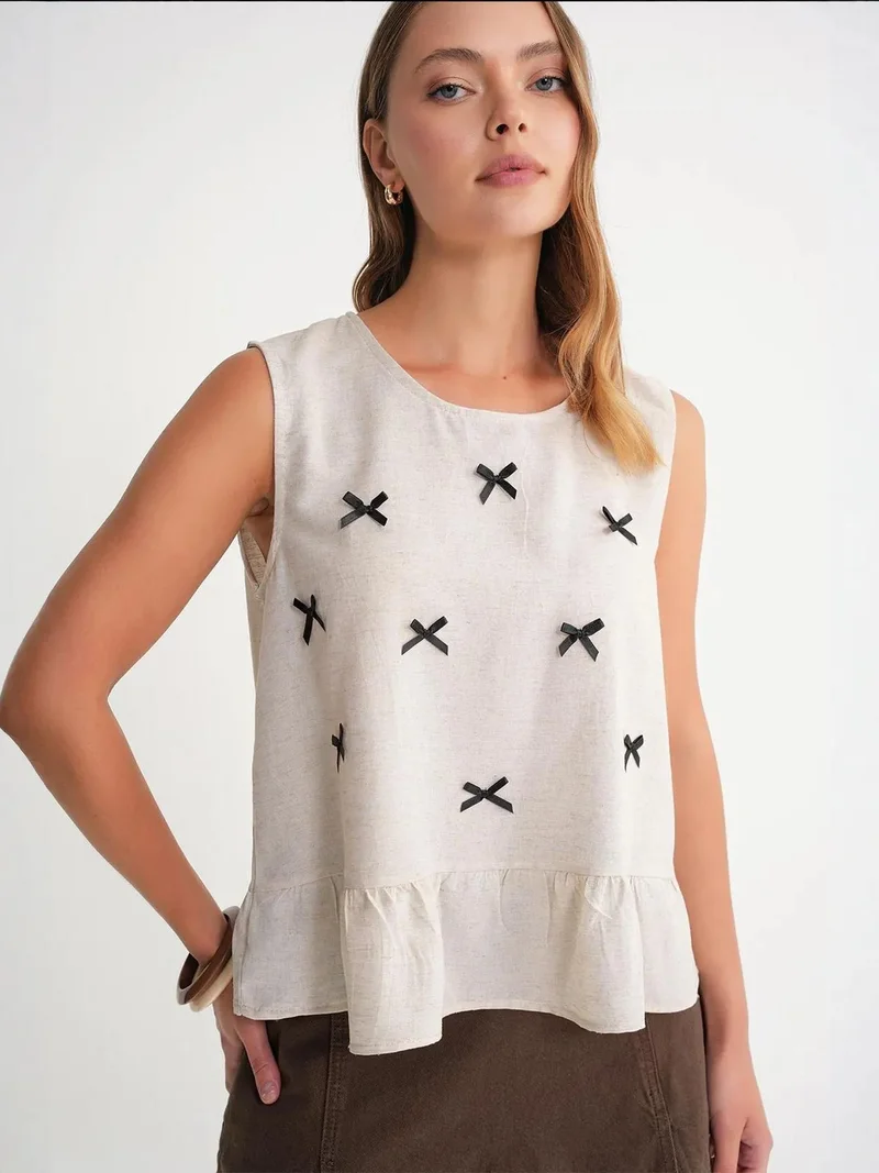 Mixray Crew Neck Blouse with Bow Detail