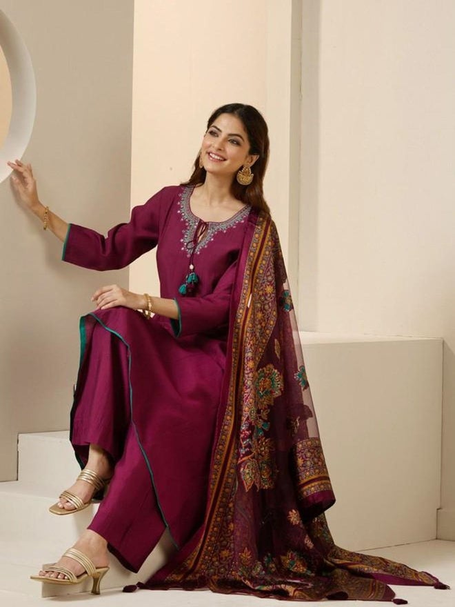 آي شين طقم كورتا وبنطلون ودوباتا من حرير الرومان بنفسجي من إيشين - Image 5