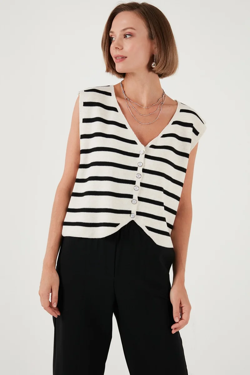Lela V Neck Buttoned Knitted Vest Women's Vest 4616178