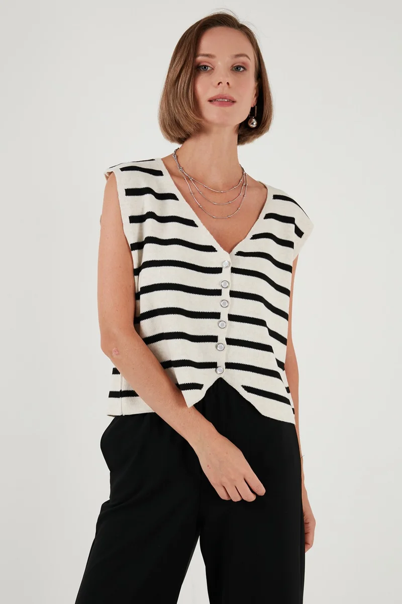 Lela V Neck Buttoned Knitted Vest Women's Vest 4616178