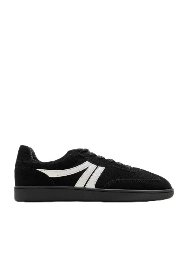 NDURE Women's Retro Sneakers, Lace-Up Low Top, Mixed Material Upper, Casual Athletic Style - Image 1
