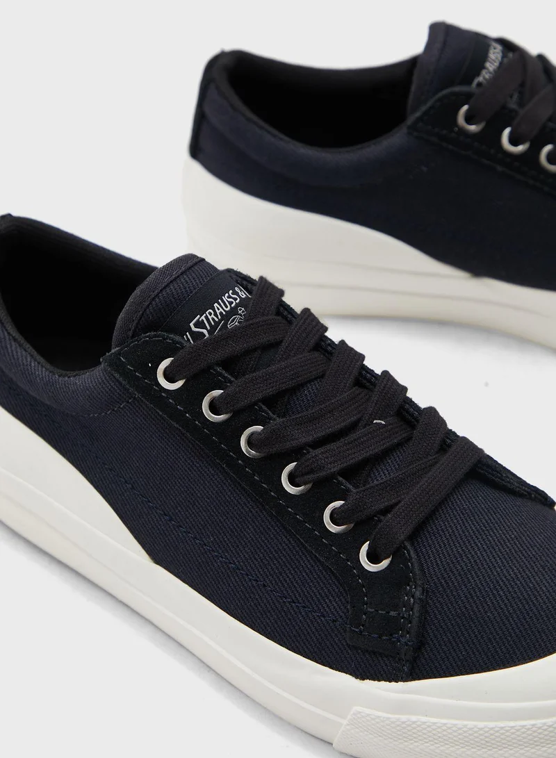 Levi's Casual Low Top Sneakers