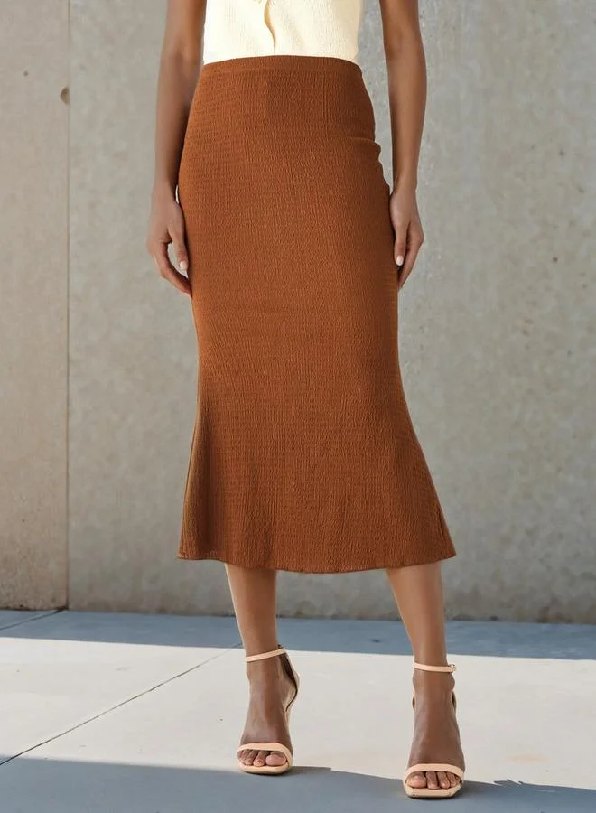 سبلاش فيڤ تنورة ميدي بتصميم - بنقوش