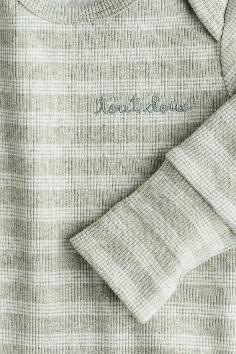 H&M 2-piece room-to-grow set